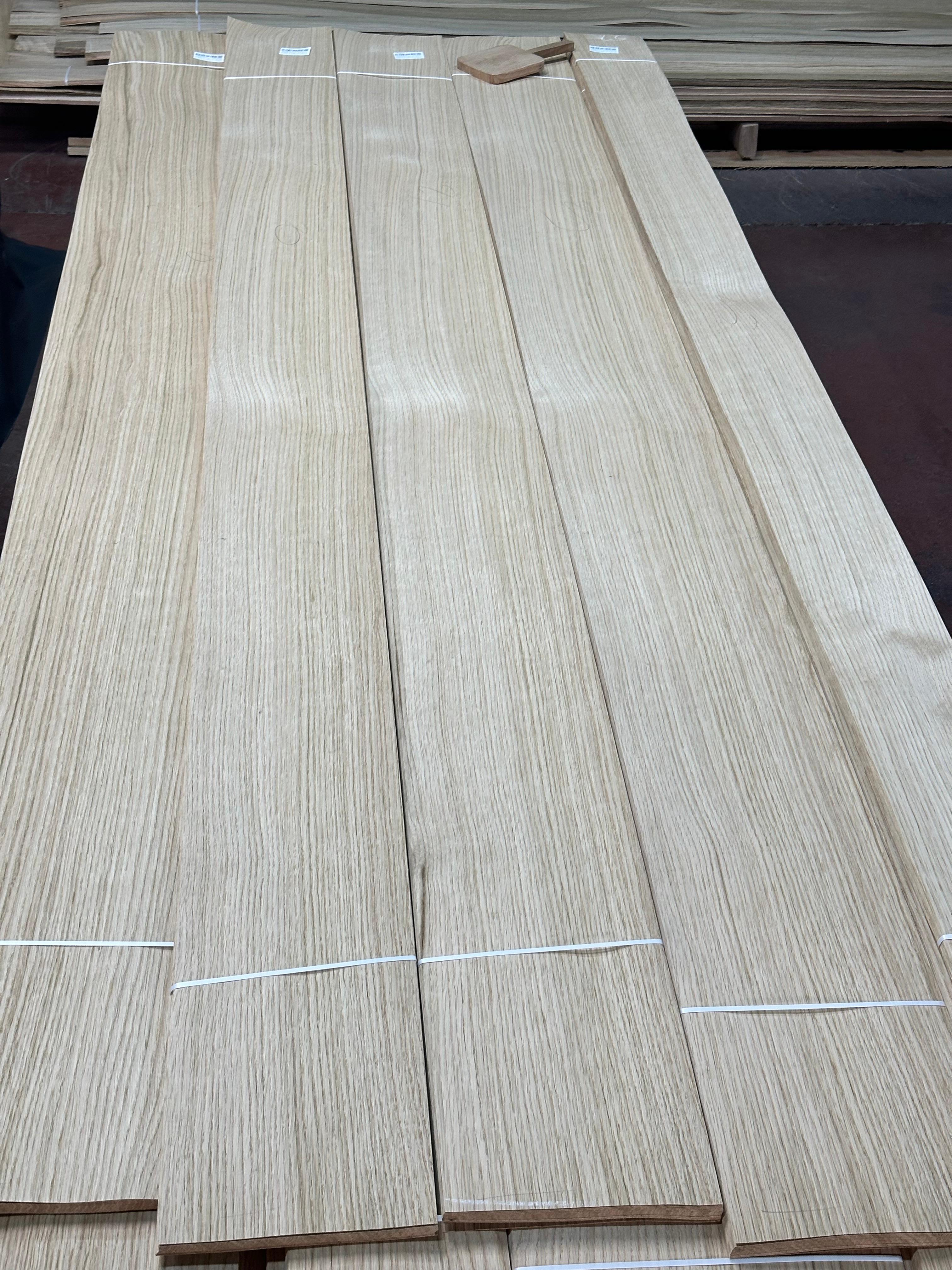 Oak veneers with striking grain patterns for architectural applications
